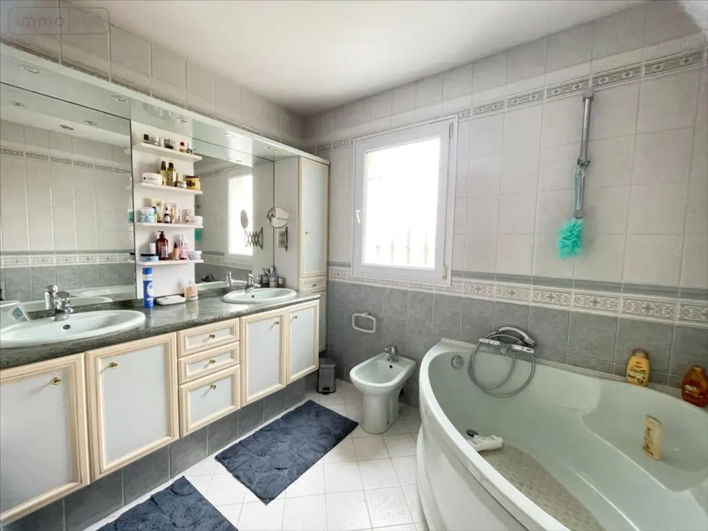 Maison a vendre Sainte-Soulle 17220 Charente-Maritime 17 127 m2 5 pièces 374400 euros 17112-414 009
