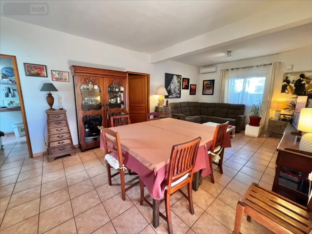 Immeuble de rapport a vendre Saint-Pierre 97410 La Réunion 974 134 m2 320000 euros 41168 003