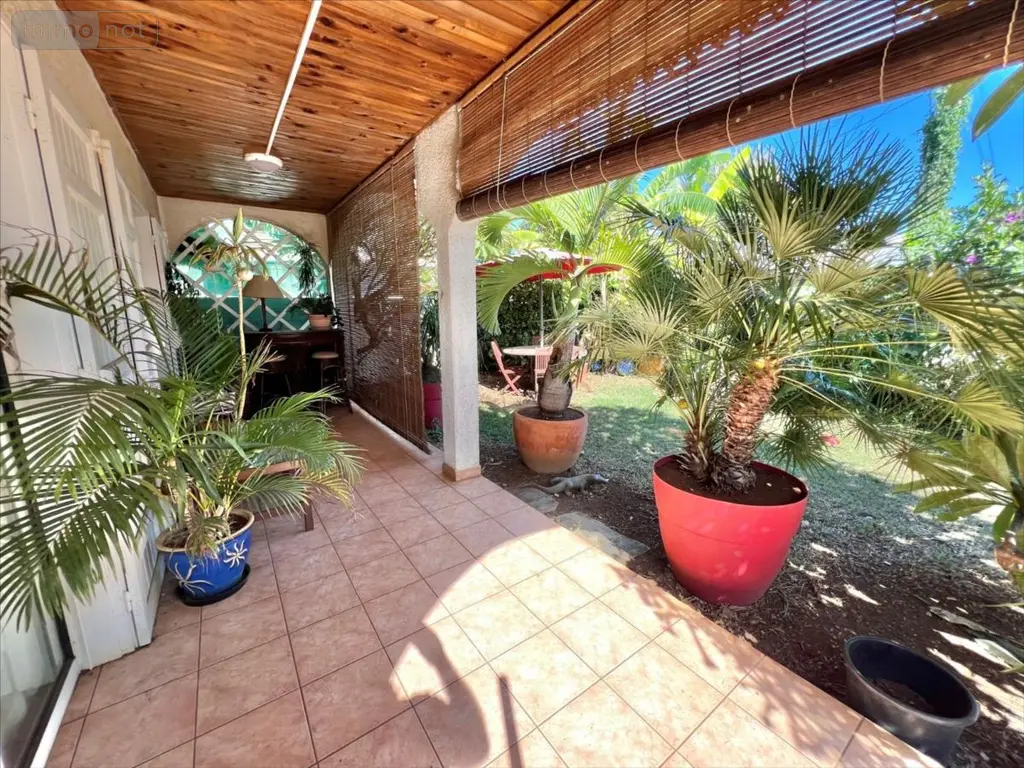 Immeuble de rapport a vendre Saint-Pierre 97410 La Réunion 974 134 m2 320000 euros 41168 002