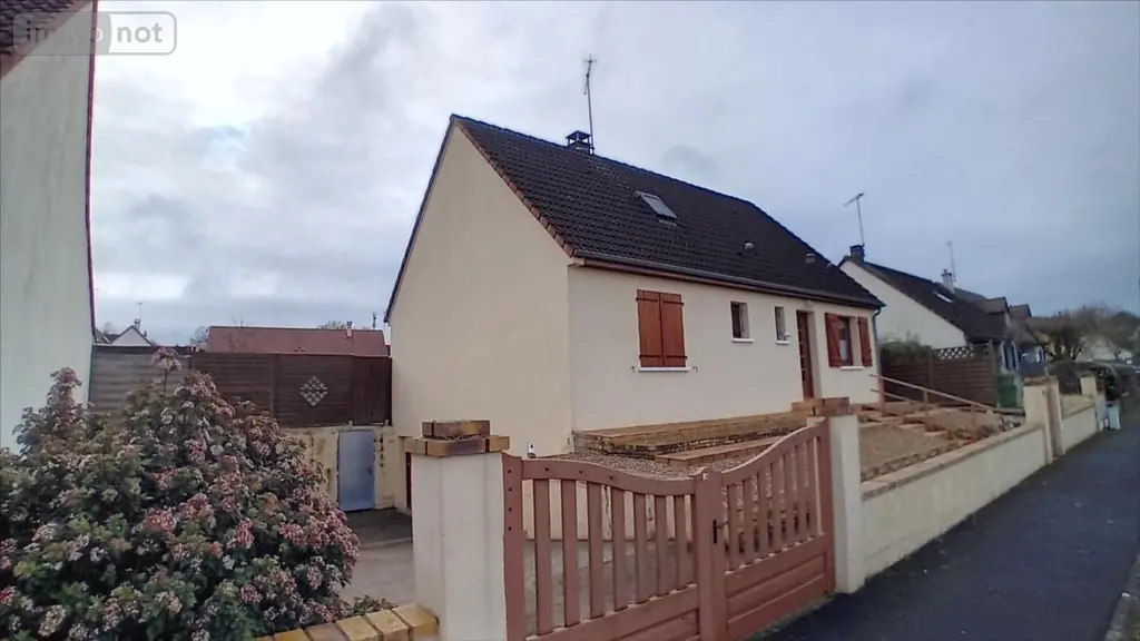 Maison a vendre Parigné-l'Évêque 72250 Sarthe 72 109 m2 5 pièces 262500 euros 72012-1095739 040