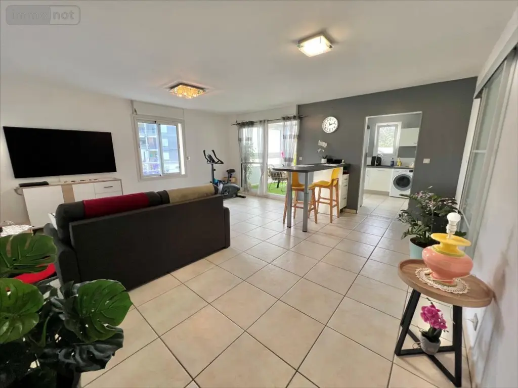 Appartement a vendre Le Tampon 97430 La Réunion 974 72 m2 2 pièces 130000 euros 41290 002