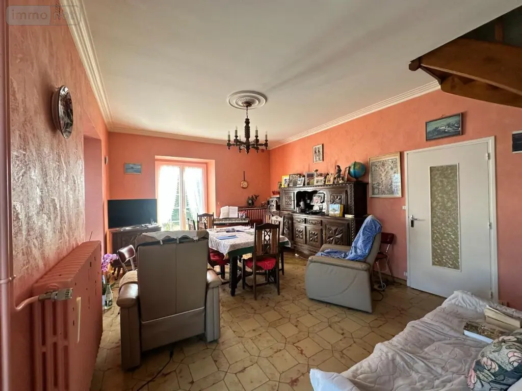 Maison a vendre Noyant-de-Touraine 37800 Indre-et-Loire 37 120 m2 7 pièces 501300 euros 37072-643 020