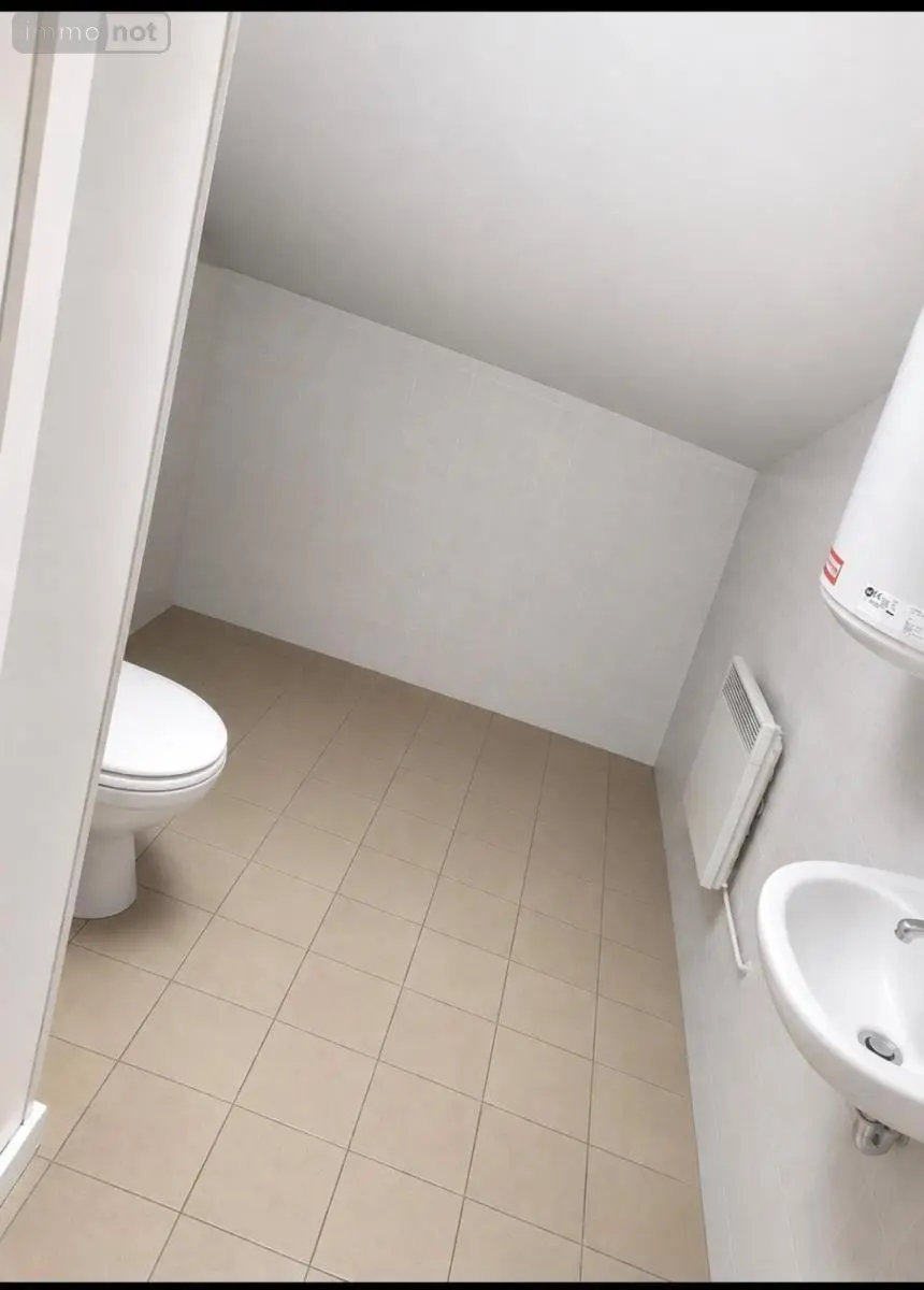 Location appartement Reims 51100 Marne 51 29 m2 2 pièces 490 euros 51047-L265 002
