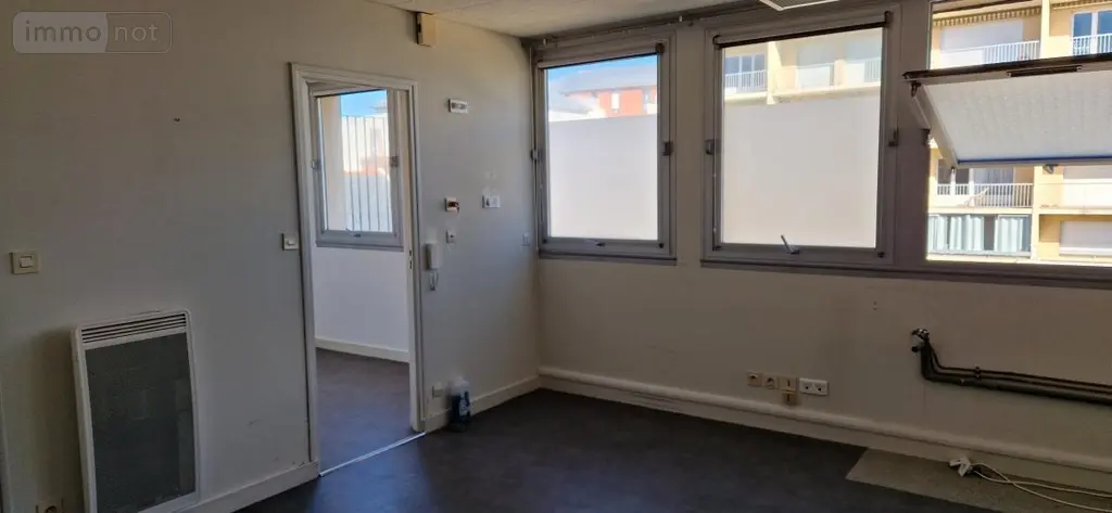 Fonds et murs commerciaux a vendre Saint-Malo 35400 Ille-et-Vilaine 35 42 m2 2 pièces 115500 euros 35084-875 003