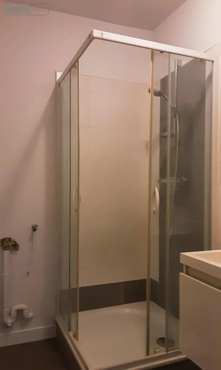 Location appartement Dol-de-Bretagne 35120 Ille-et-Vilaine 35 46 m2 3 pièces 565 euros 35130-L331 005