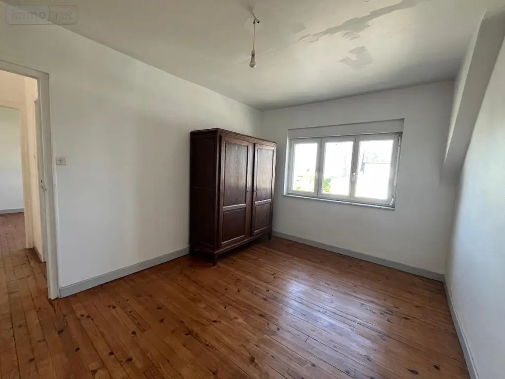 Maison a vendre Callac 22160 Côtes-d'Armor 22 110 m2 6 pièces 136500 euros 29066-3826 008
