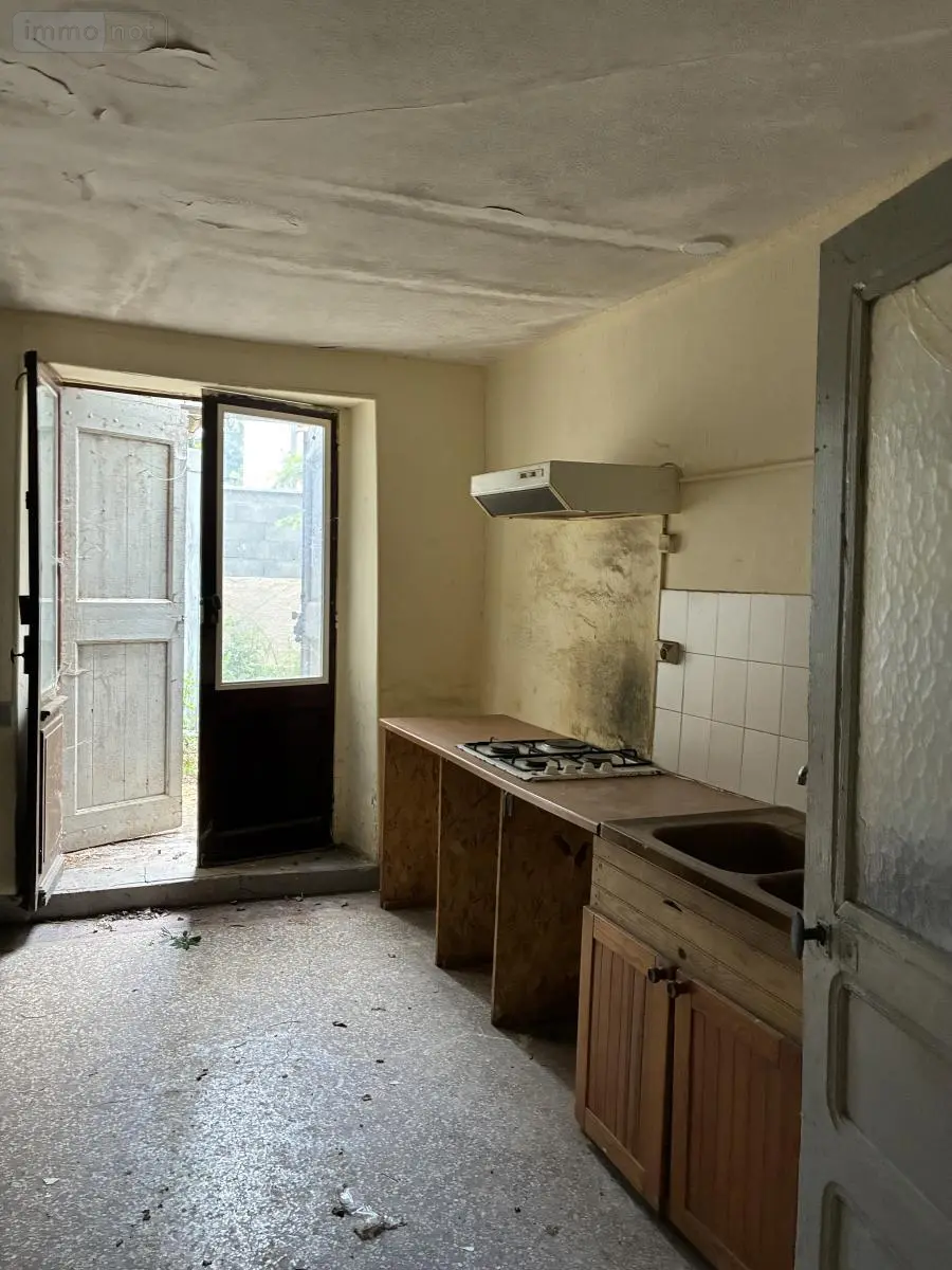 Maison a vendre Vabres-l'Abbaye 12400 Aveyron 12 100 m2 7 pièces 80000 euros 12051-30 006