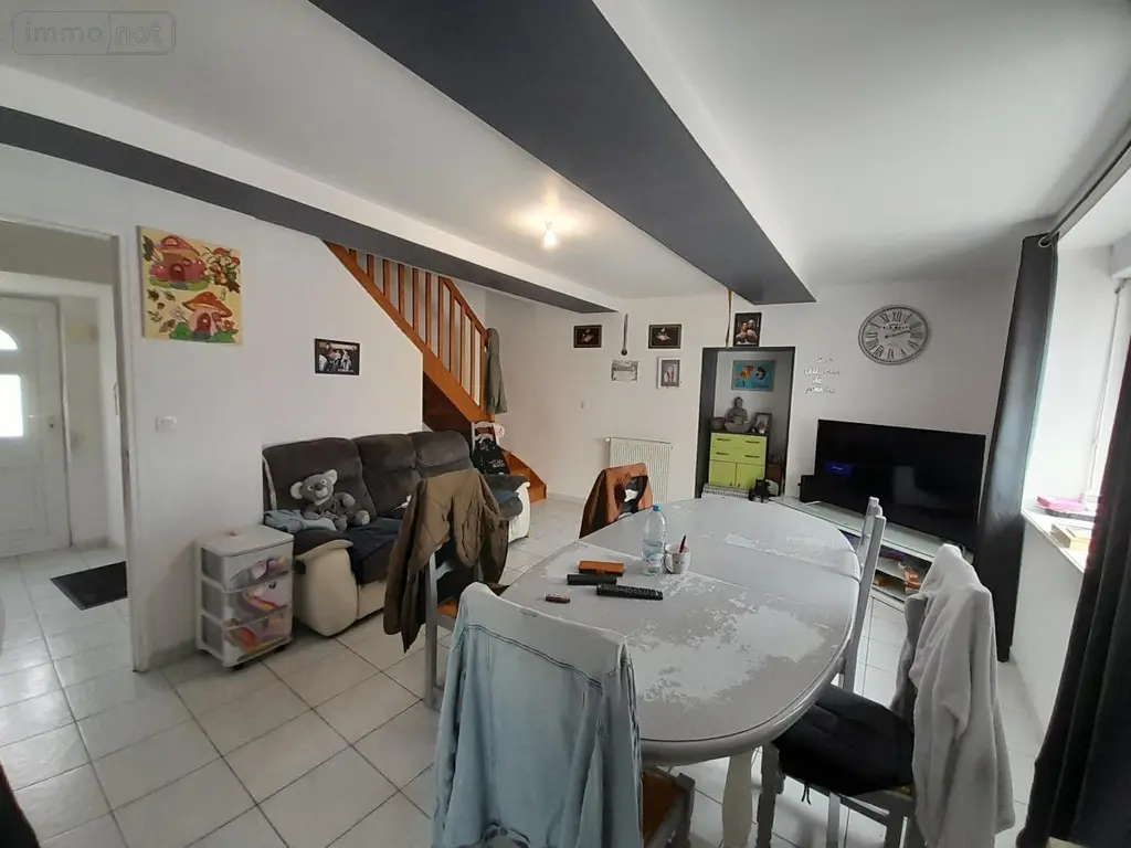 Immeuble de rapport a vendre Assé-le-Bérenger 53600 Mayenne 53 212 m2 171900 euros 53018-1793 004