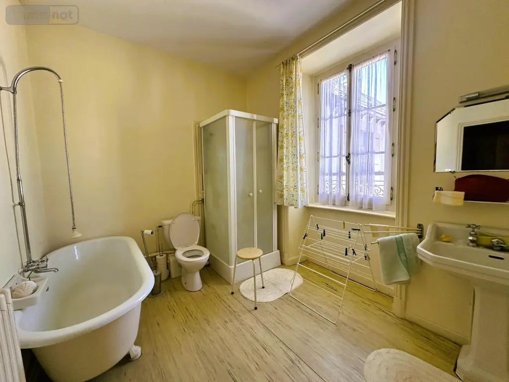 Maison a vendre Paulhac 15430 Cantal 15 220 m2 233200 euros 15046-94 012