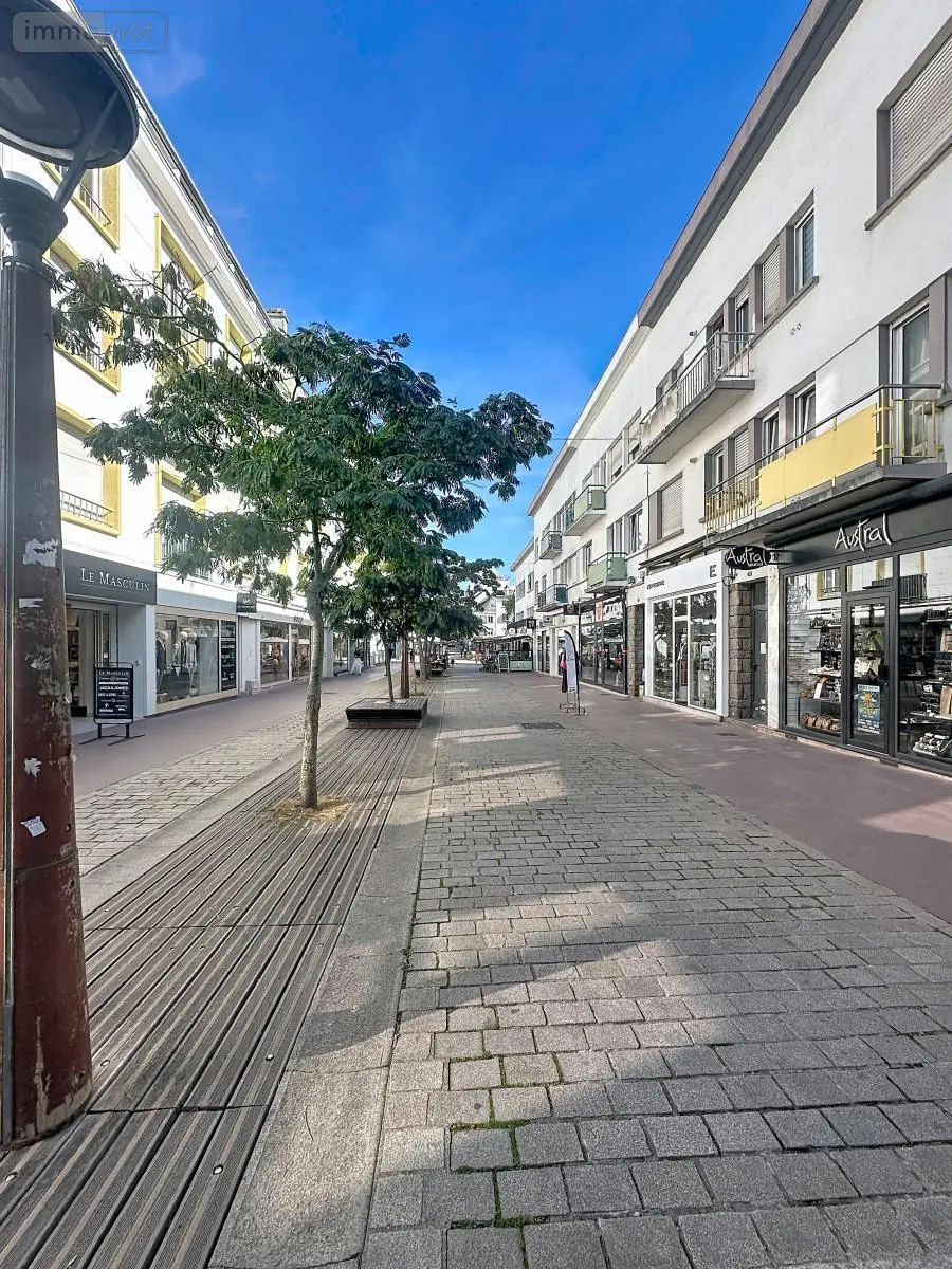 Fonds et murs commerciaux a vendre Lorient 56100 Morbihan 56 120 m2 3 pièces 281160 euros 56079-1646 001
