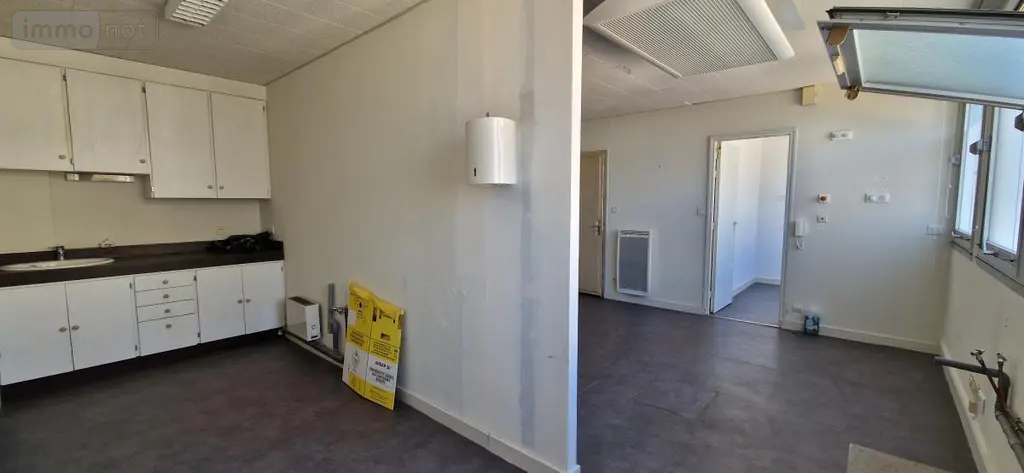Fonds et murs commerciaux a vendre Saint-Malo 35400 Ille-et-Vilaine 35 42 m2 2 pièces 115500 euros 35084-875 004
