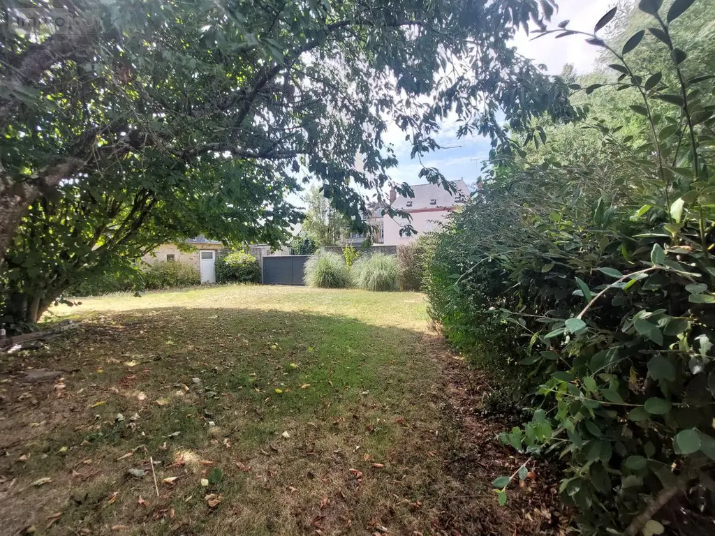 Maison a vendre Renazé 53800 Mayenne 53 231 m2 10 pièces 230500 euros 53032-1074 011