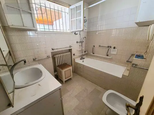 Maison a vendre Pierrelatte 26700 Drôme 26 323 m2 365750 euros 26060-829 011