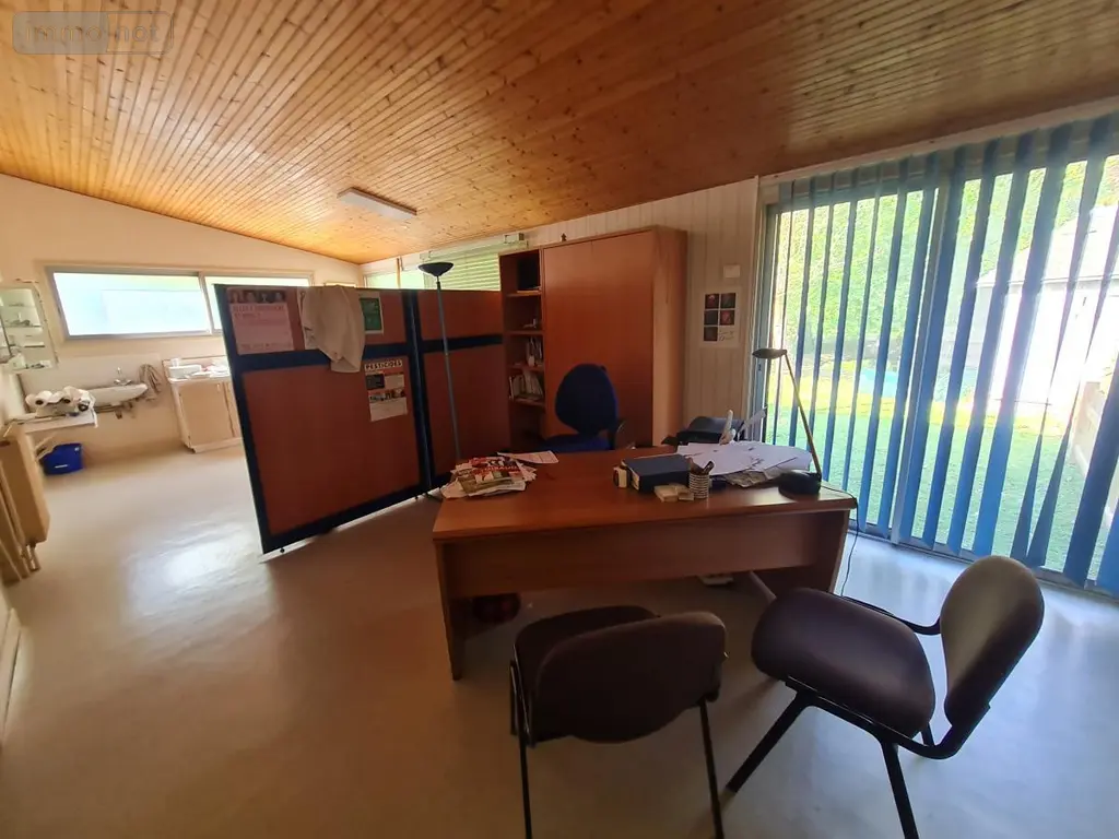 Fonds et murs commerciaux a vendre Saint-Amand-Longpré 41310 Loir-et-Cher 41 69 m2 3 pièces 114800 euros 41059-1006 008