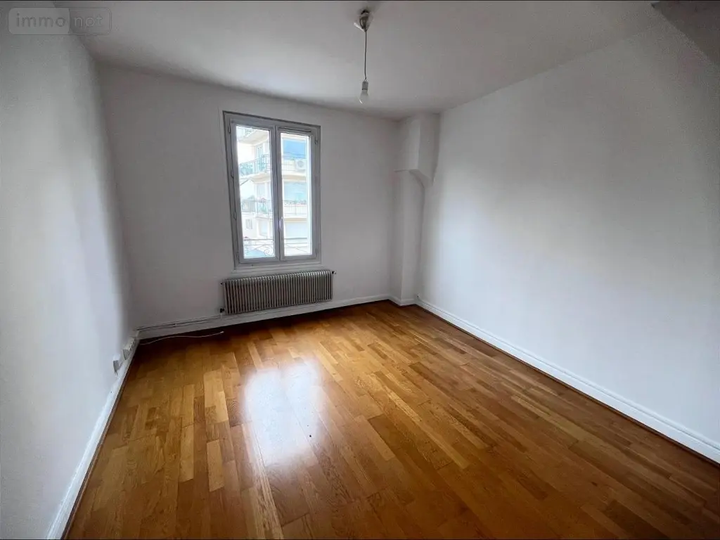 Location appartement Reims 51100 Marne 51 35 m2 2 pièces 626 euros 51047-L239 002