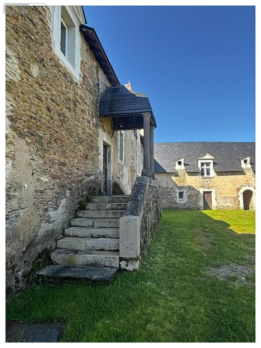 Maison a vendre Segré-en-Anjou Bleu 49500 Maine-et-Loire 49 363 m2 10 pièces 465000 euros 49014-1866 008