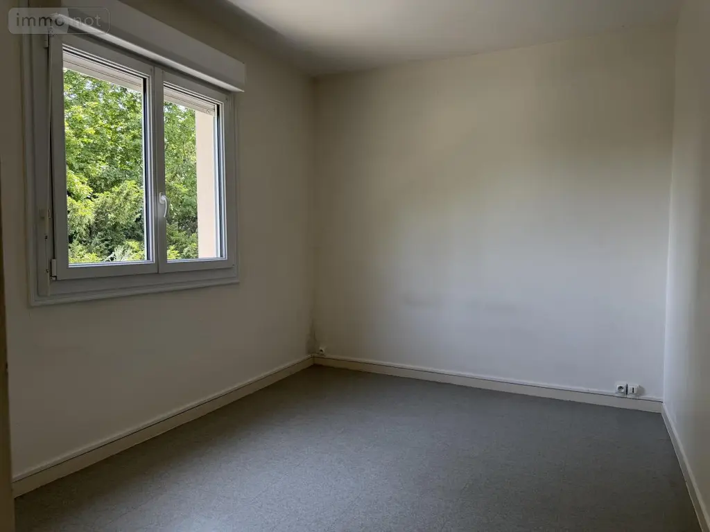 Appartement a vendre Angers 49000 Maine-et-Loire 49 54 m2 3 pièces 151960 euros 49098-1430 003