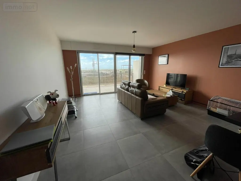 Appartement a vendre Saint-Hilaire-de-Riez 85270 Vendée 85 89 m2 3 pièces 399000 euros 44007-1720 004