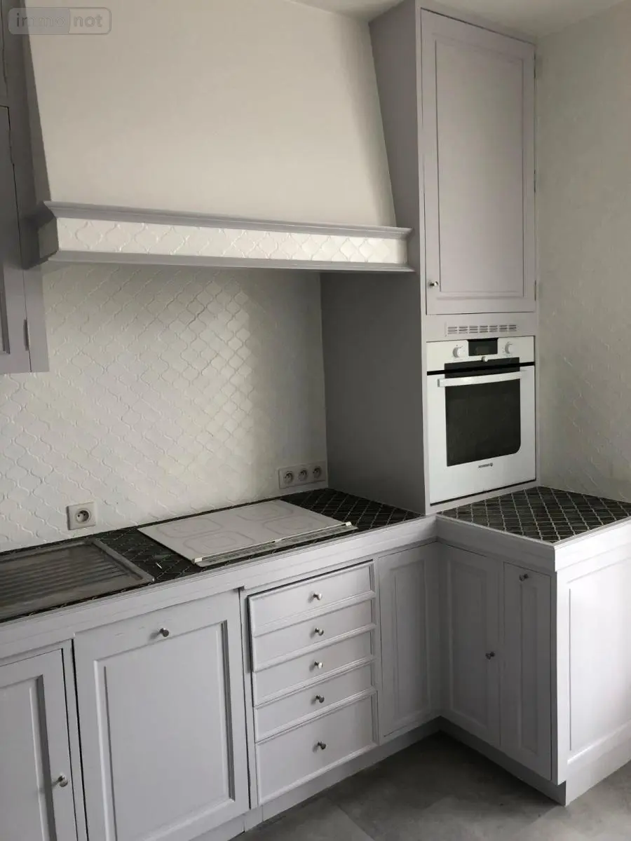 Location appartement Laval 53000 Mayenne 53 105 m2 1072 euros 53003-L12 005