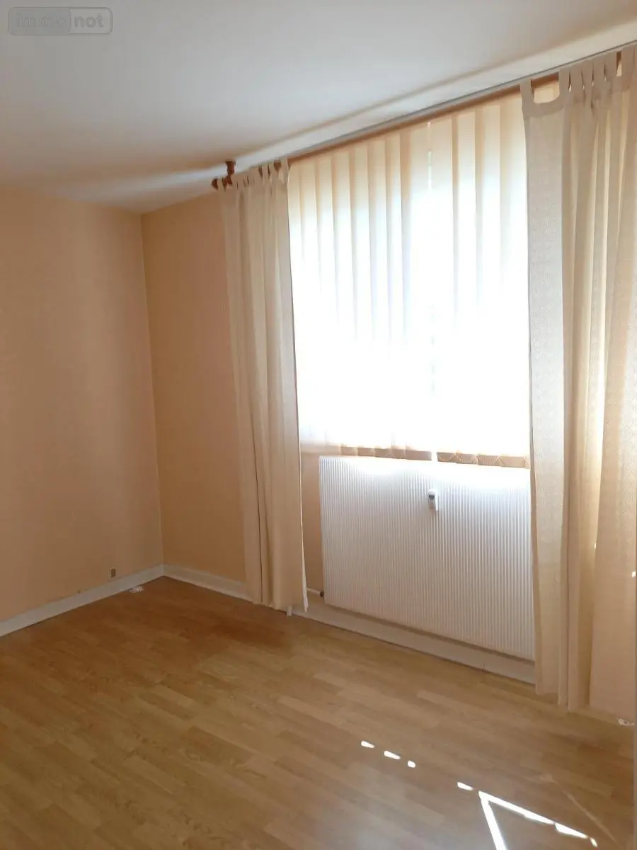 Location appartement Cusset 03300 Allier 03 74 m2 4 pièces 765 euros 03019-L114 007