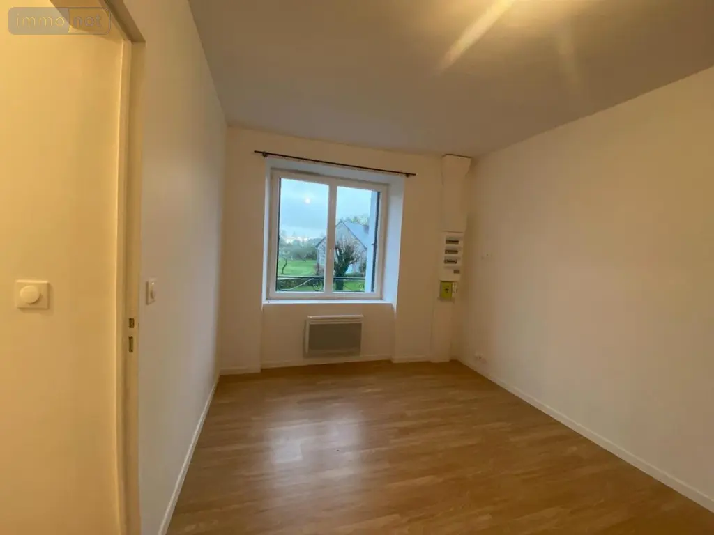 Immeuble de rapport a vendre Roz-sur-Couesnon 35610 Ille-et-Vilaine 35 120 m2 220680 euros 35130-3806 016