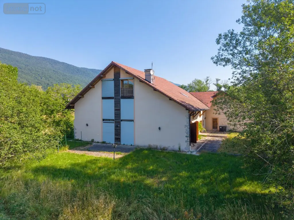 Maison a vendre Divonne-les-Bains 01220 Ain 01 661 m2 11 pièces 2500000 euros 01047-868 030