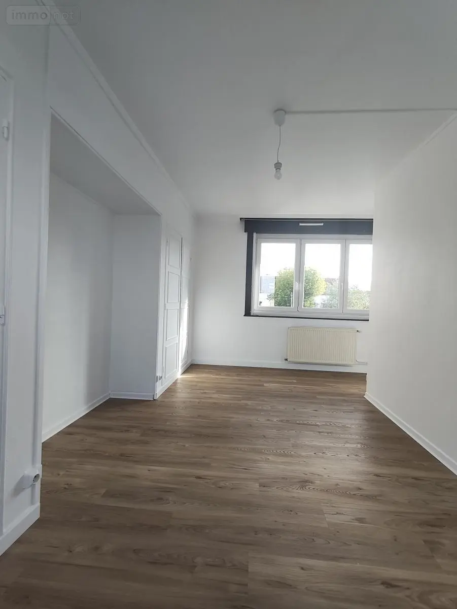Location appartement Béthune 62400 Pas-de-Calais 62 45 m2 2 pièces 570 euros 62096-L6 008