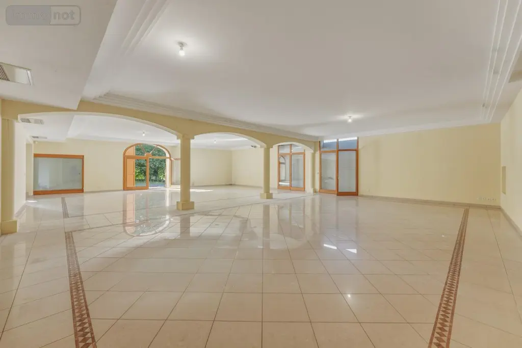 Maison a vendre Divonne-les-Bains 01220 Ain 01 661 m2 11 pièces 2500000 euros 01047-868 009