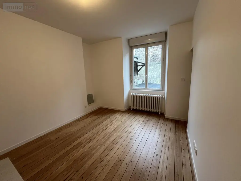 Location maison Cossé-le-Vivien 53230 Mayenne 53 90 m2 5 pièces 730 euros 53032-L361 003