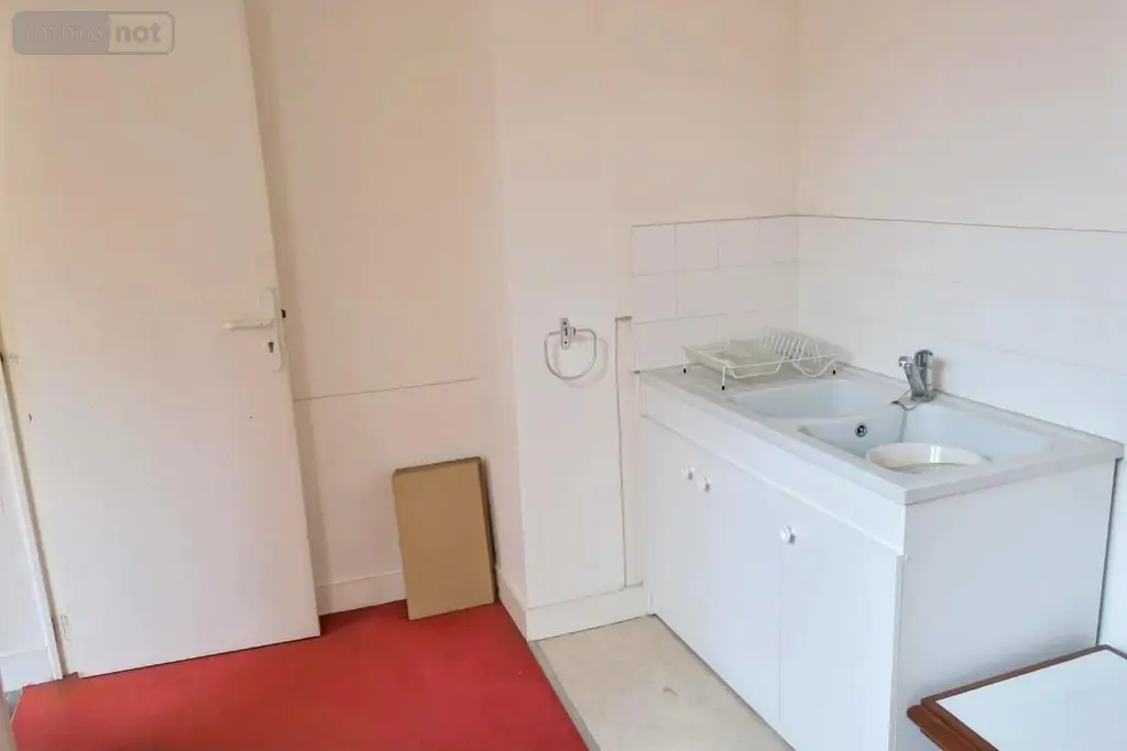 Immeuble de rapport a vendre Bourges 18000 Cher 18 310 m2 374400 euros 18005-1675 008