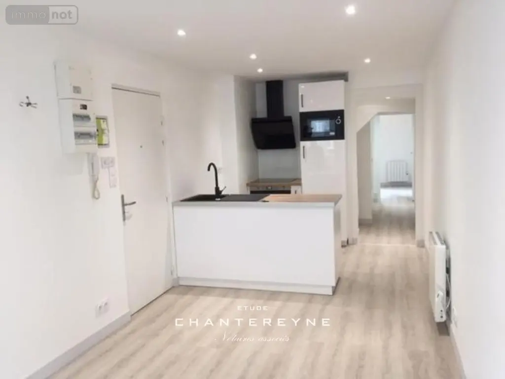 Location appartement Cherbourg-en-Cotentin 50100 Manche 50 34 m2 2 pièces 600 euros 50108-L459 001