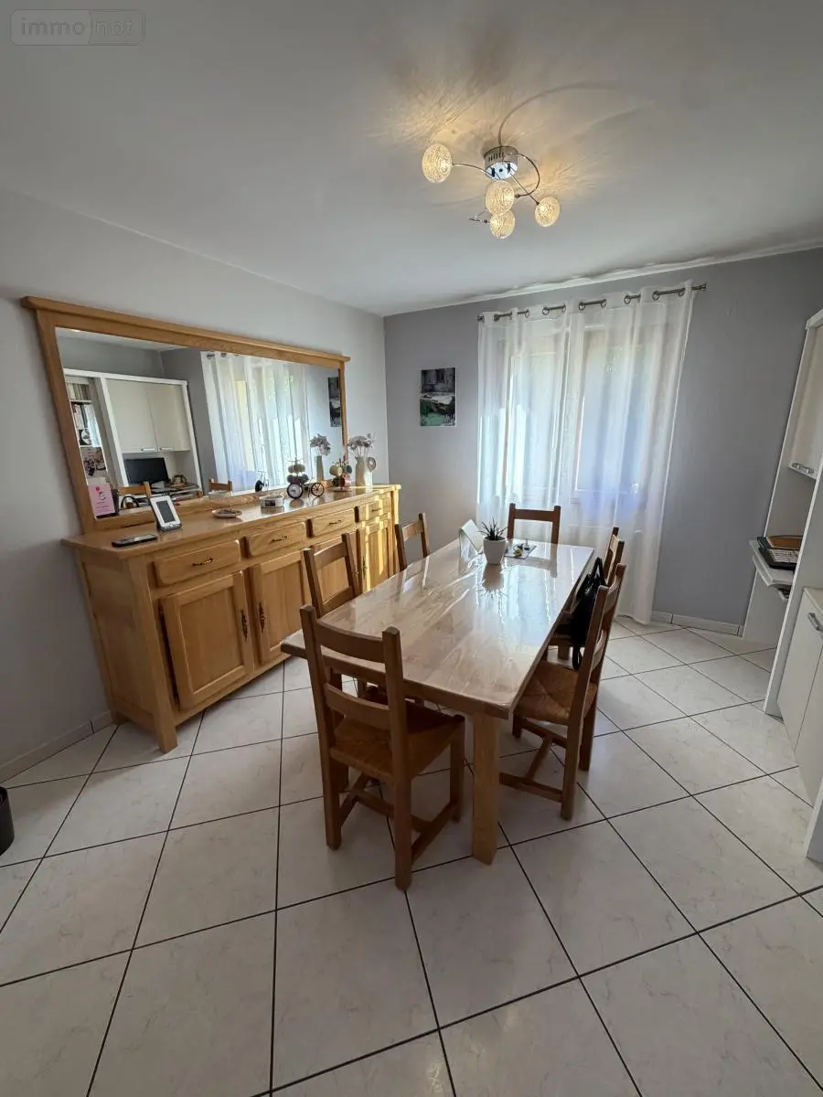Maison a vendre Cholet 49300 Maine-et-Loire 49 86 m2 4 pièces 241050 euros 49055-110 004