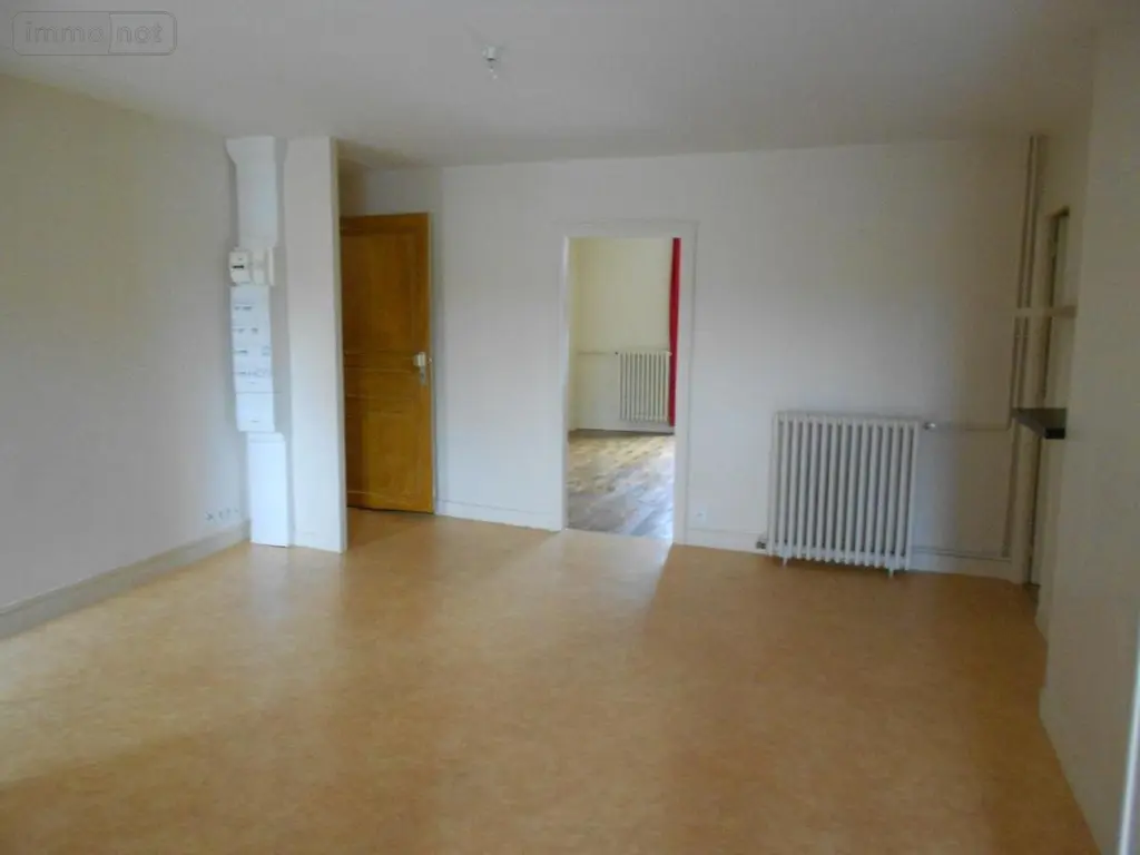 Location appartement Montargis 45200 Loiret 45 92 m2 3 pièces 685 euros 45052-L11 005