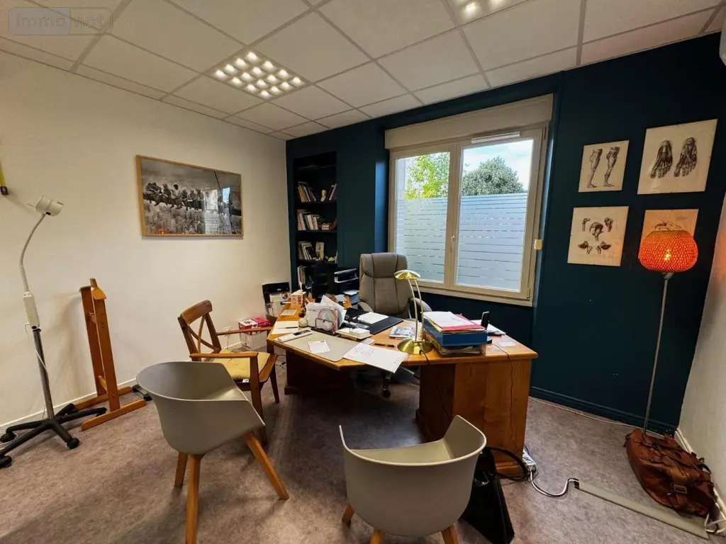 Location fonds et murs commerciaux Dole 39100 Jura 39 15 m2 480 euros 39033-L542 003