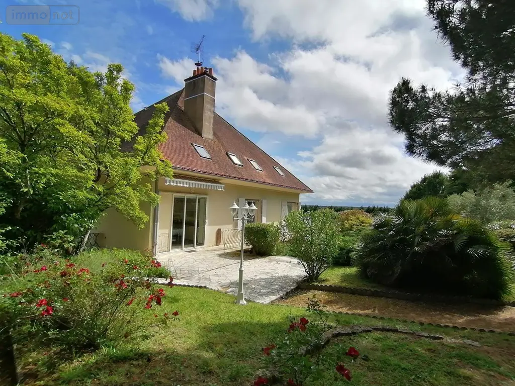 Maison a vendre Descartes 37160 Indre-et-Loire 37 414 m2 21 pièces 367500 euros 37082-299 002