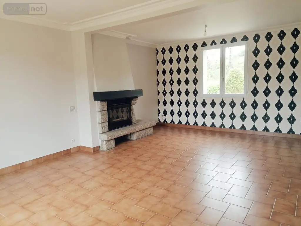 Maison a vendre Lampaul-Guimiliau 29400 Finistère 29 94 m2 4 pièces 156300 euros 29101-1690 007