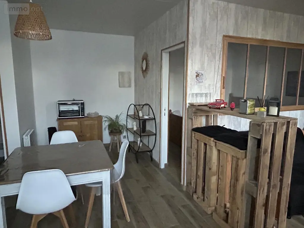 Immeuble de rapport a vendre Saint-Agathon 22200 Côtes-d'Armor 22 194 m2 365600 euros 22064-1161 017