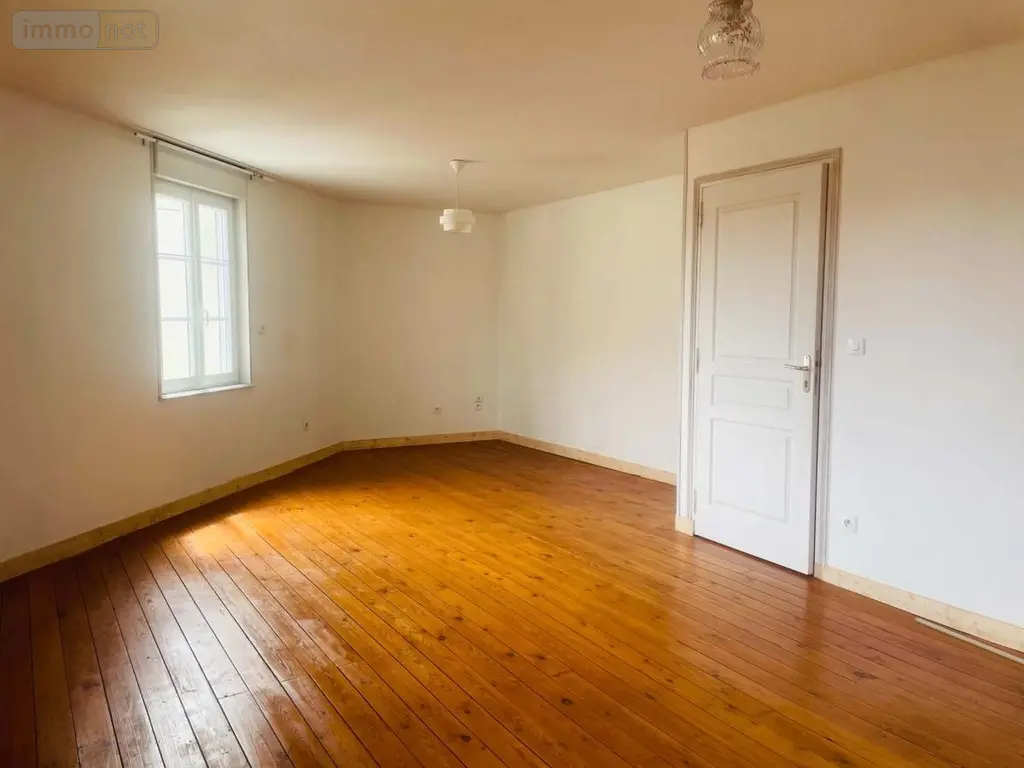 Maison a vendre Varrains 49400 Maine-et-Loire 49 230 m2 5 pièces 374385 euros 49075-668 011