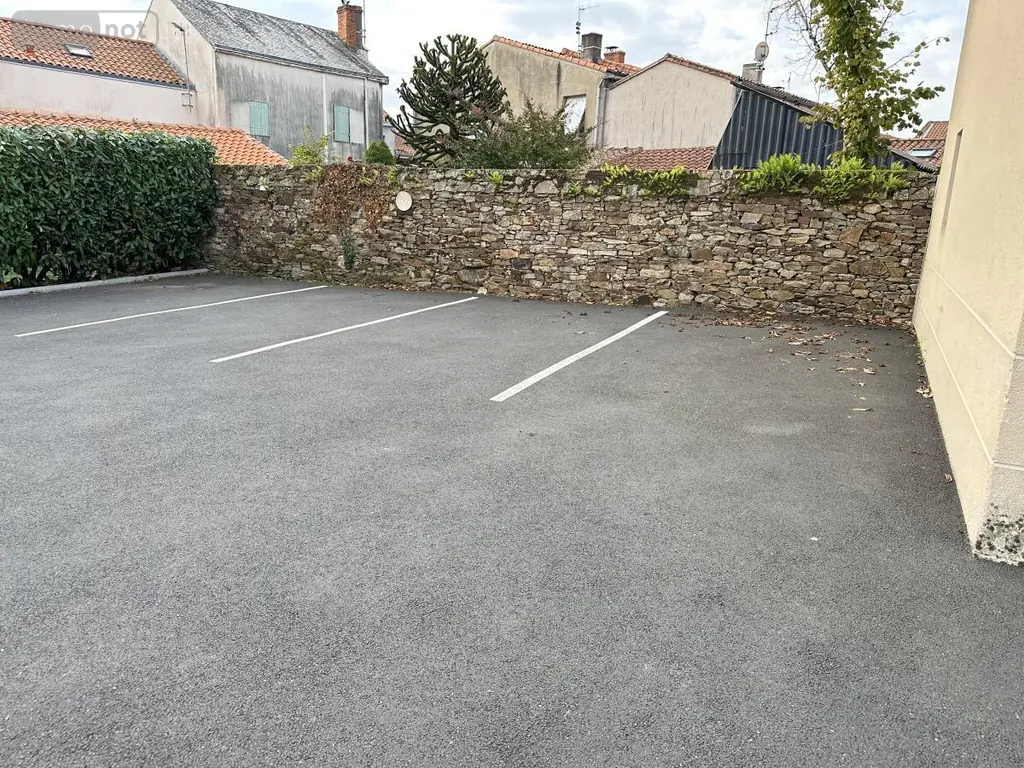 Divers a vendre Montaigu-Vendée 85600 Vendée 85 10 m2 4240 euros 85020-1495 002
