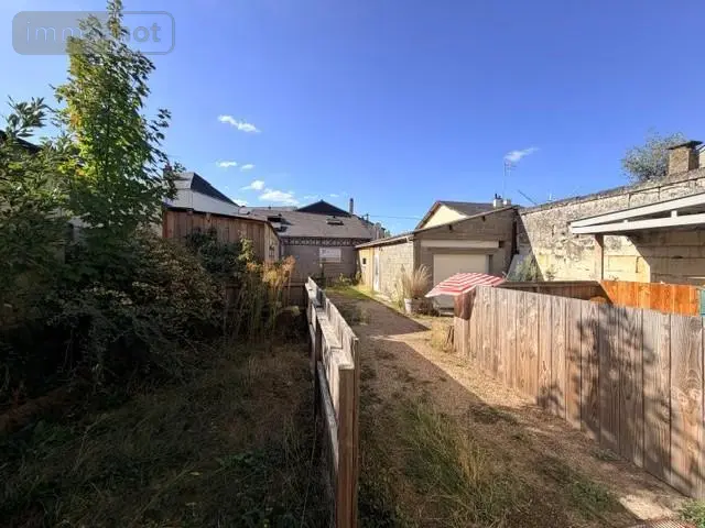 Immeuble de rapport a vendre Bagneux 49400 Maine-et-Loire 49 140 m2 273400 euros 49105-973 015
