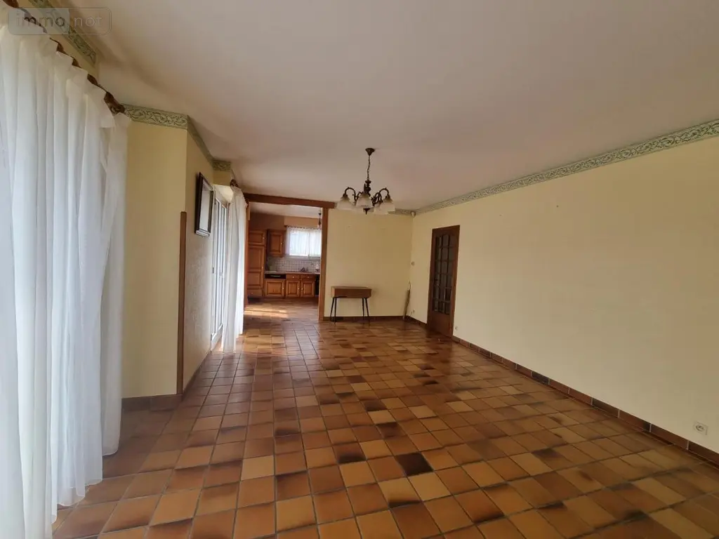 Maison a vendre Callac 22160 Côtes-d'Armor 22 134 m2 6 pièces 178500 euros 29066-3805 004