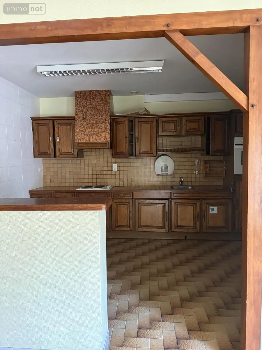 Fonds et murs commerciaux a vendre Malestroit 56140 Morbihan 56 230 m2 364900 euros 56002-1627 003