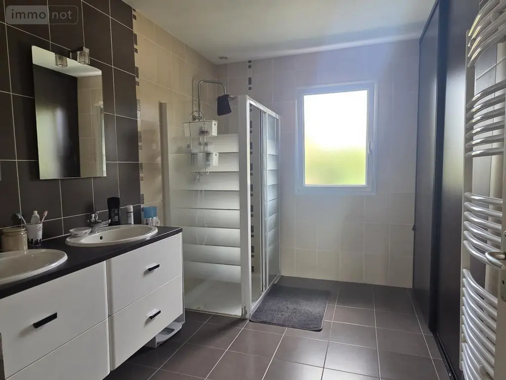 Maison a vendre Château-Gontier-sur-Mayenne 53200 Mayenne 53 136 m2 5 pièces 270800 euros 53073-1785 006