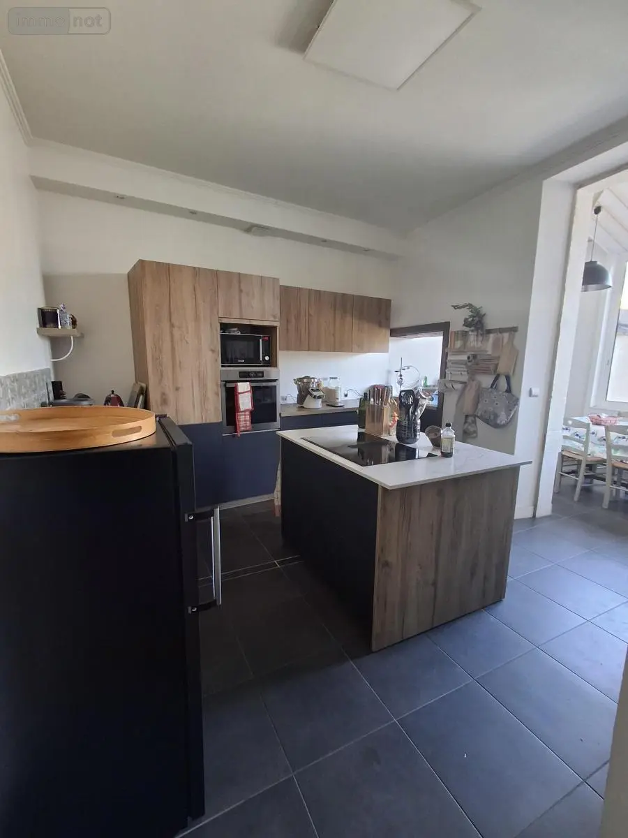 Maison a vendre La Flèche 72200 Sarthe 72 300 m2 10 pièces 322400 euros 72042-504 005