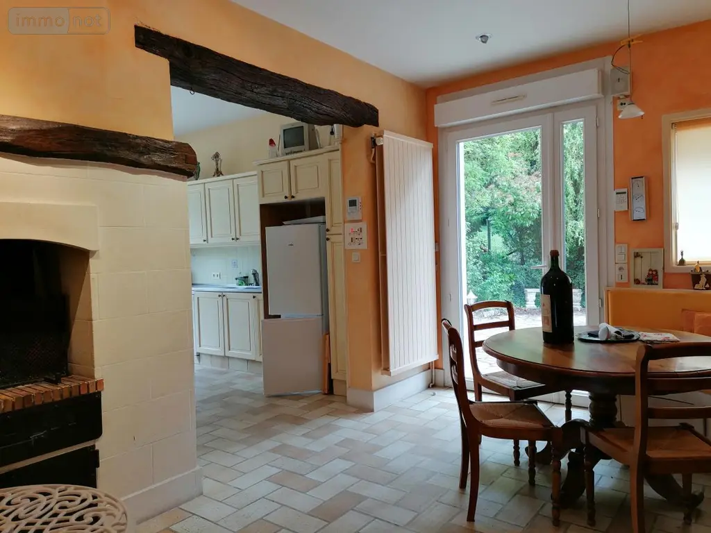 Maison a vendre Descartes 37160 Indre-et-Loire 37 414 m2 21 pièces 367500 euros 37082-299 007