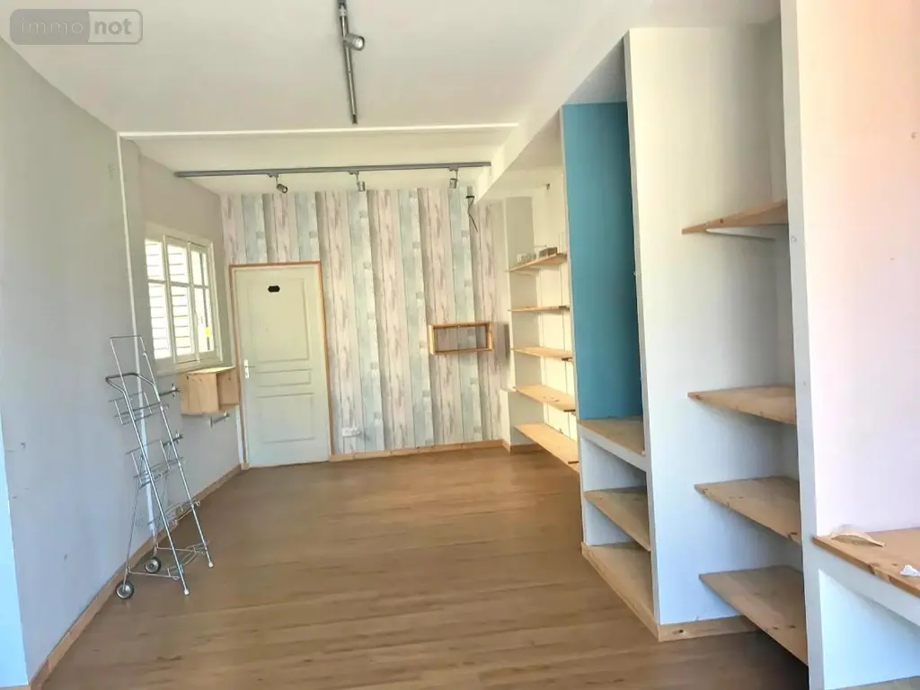 Immeuble de rapport a vendre Les Aix-d'Angillon 18220 Cher 18 220 m2 73150 euros 18006-251 004
