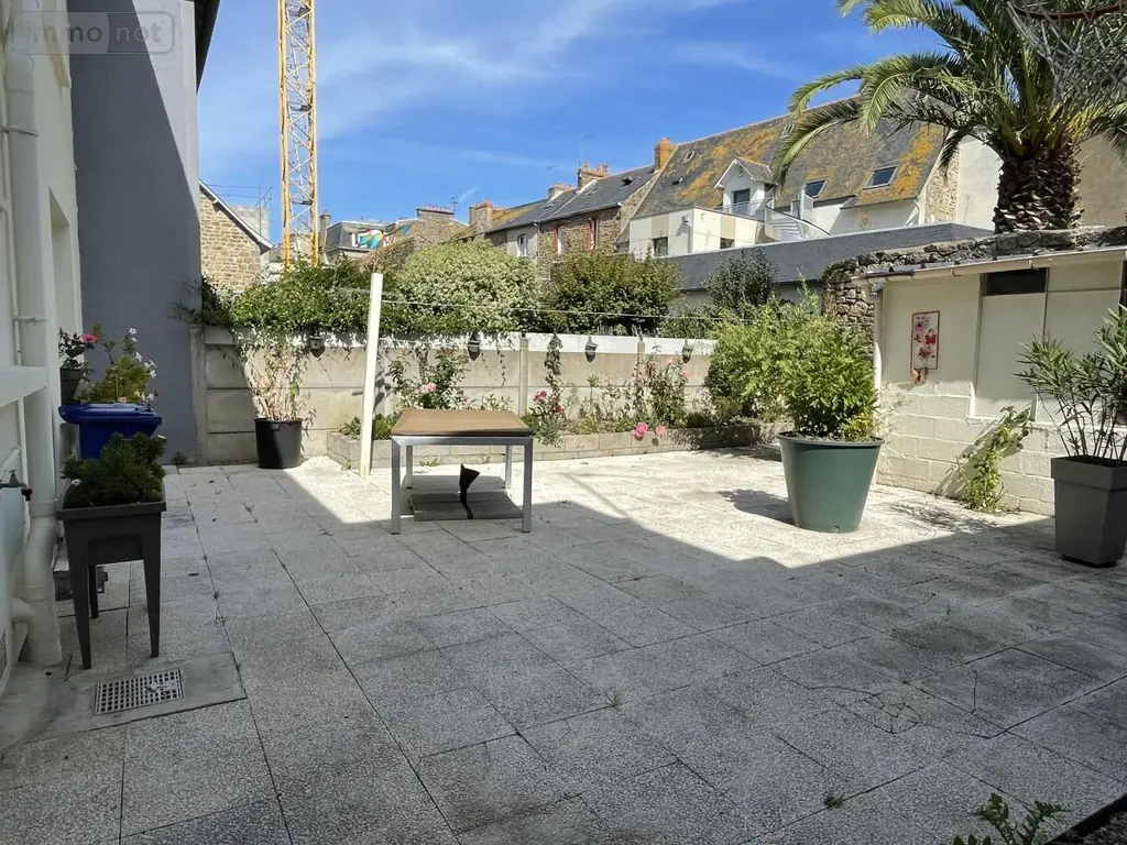 Location maison Saint-Malo 35400 Ille-et-Vilaine 35 129 m2 7 pièces 1246 euros 35104-L136 002
