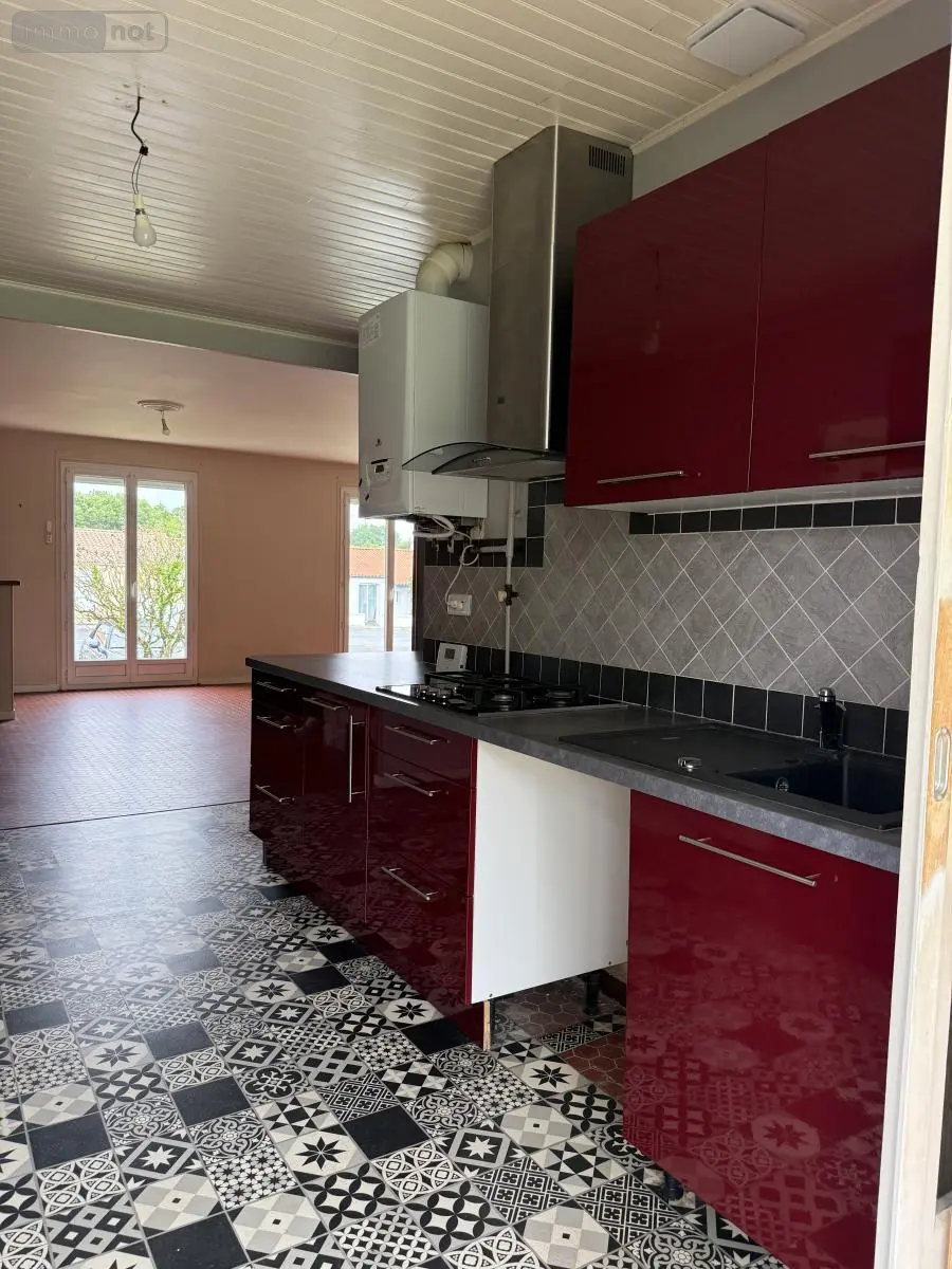 Maison a vendre Aubigny-Les Clouzeaux 85430 Vendée 85 85 m2 4 pièces 182250 euros 85072-1138 002