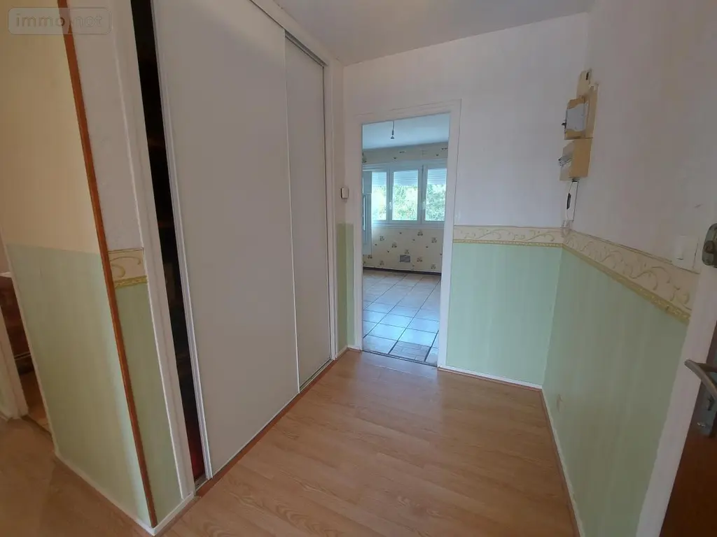 Appartement a vendre Lanester 56600 Morbihan 56 96 m2 5 pièces 219000 euros 56040-694 011