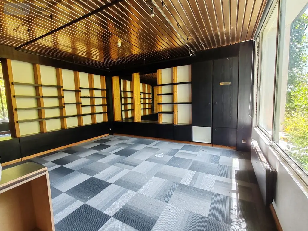 Immeuble de rapport a vendre Plounéour-Ménez 29410 Finistère 29 800 m2 263500 euros 29107-2761 010